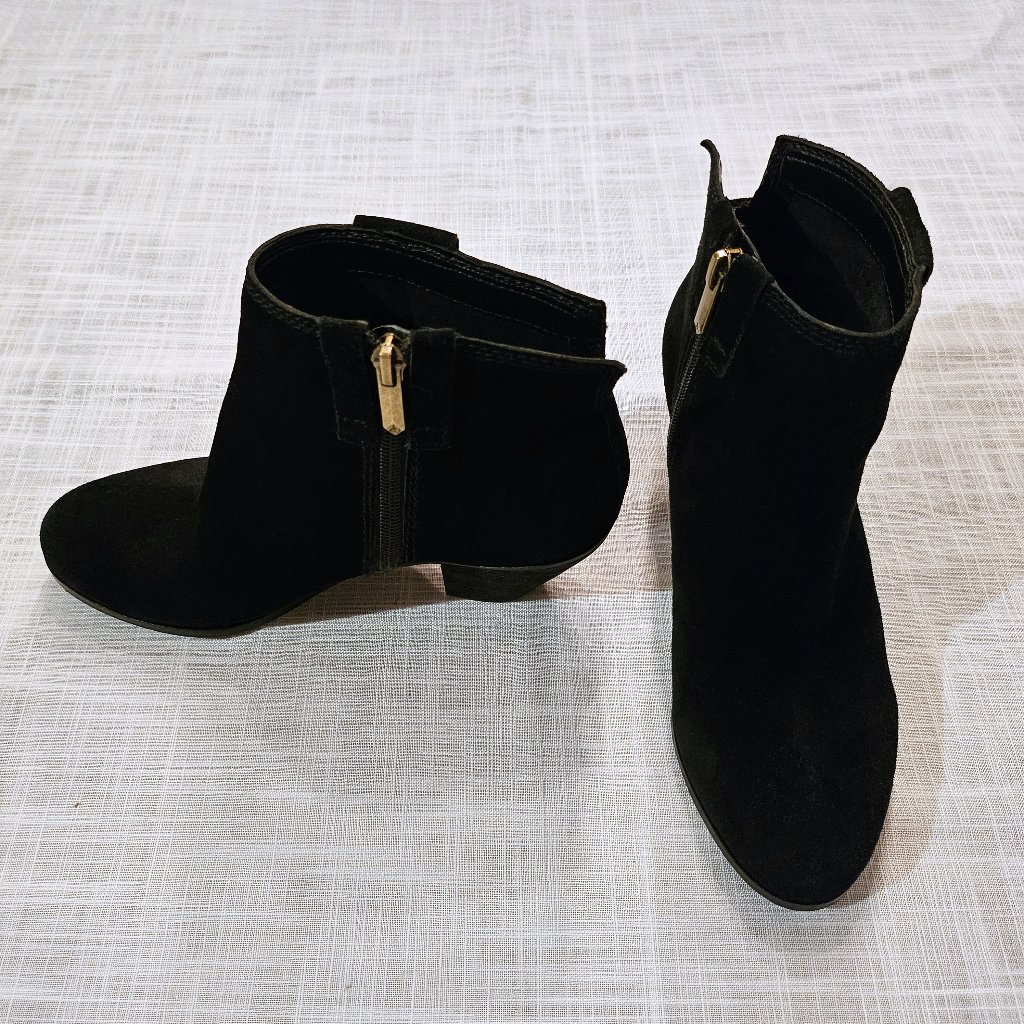 Sam Edelman Black Leather Suede Laredo Booties Size 7.5